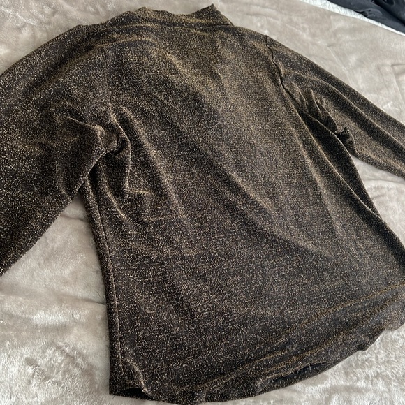 Womens Plus size 3x Cowl neck gold shimmer top. - Picture 8 of 10